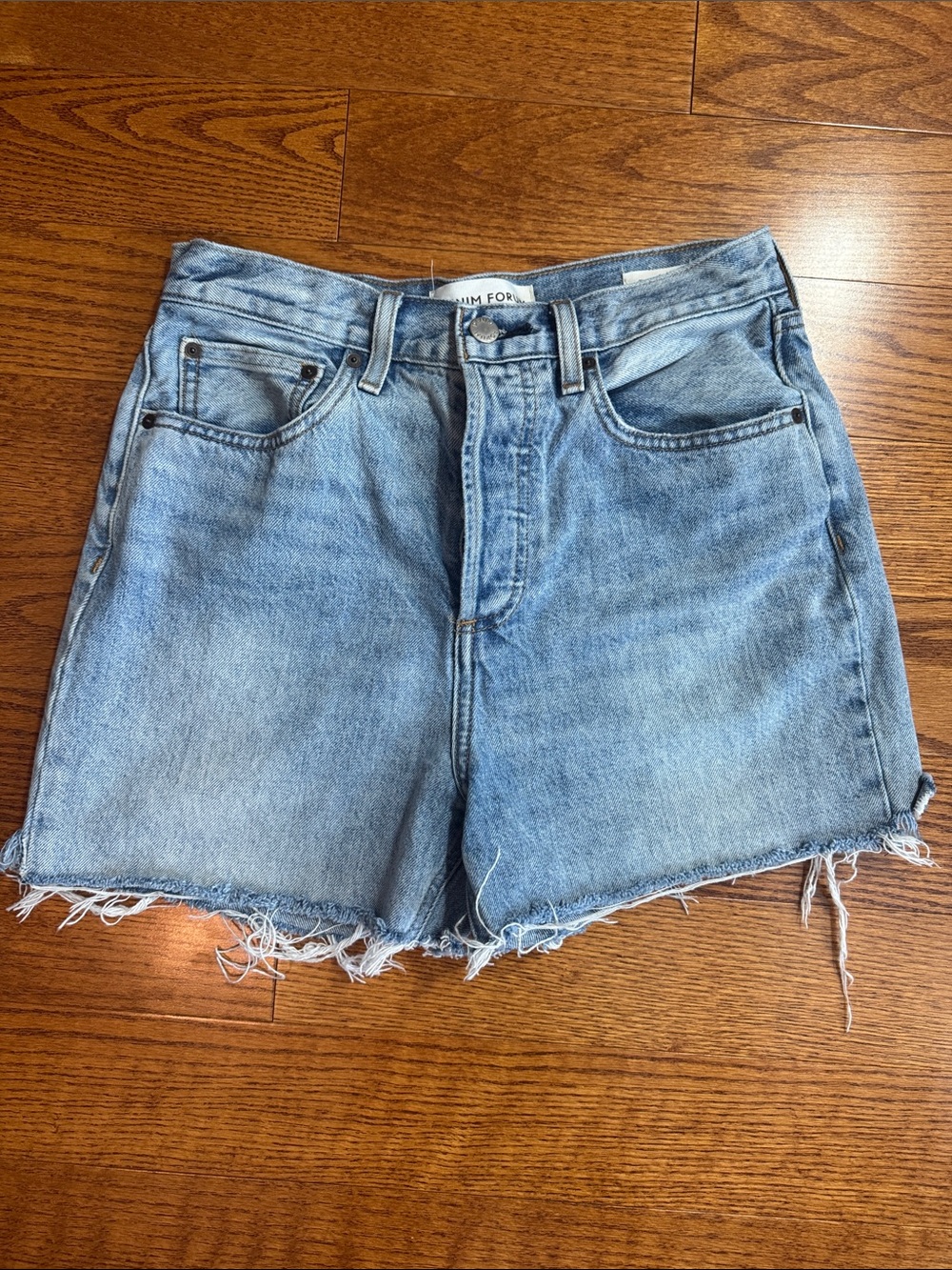Sz 26 Denim Forum Light Blue High-Rise Frayed Hem Jean Shorts